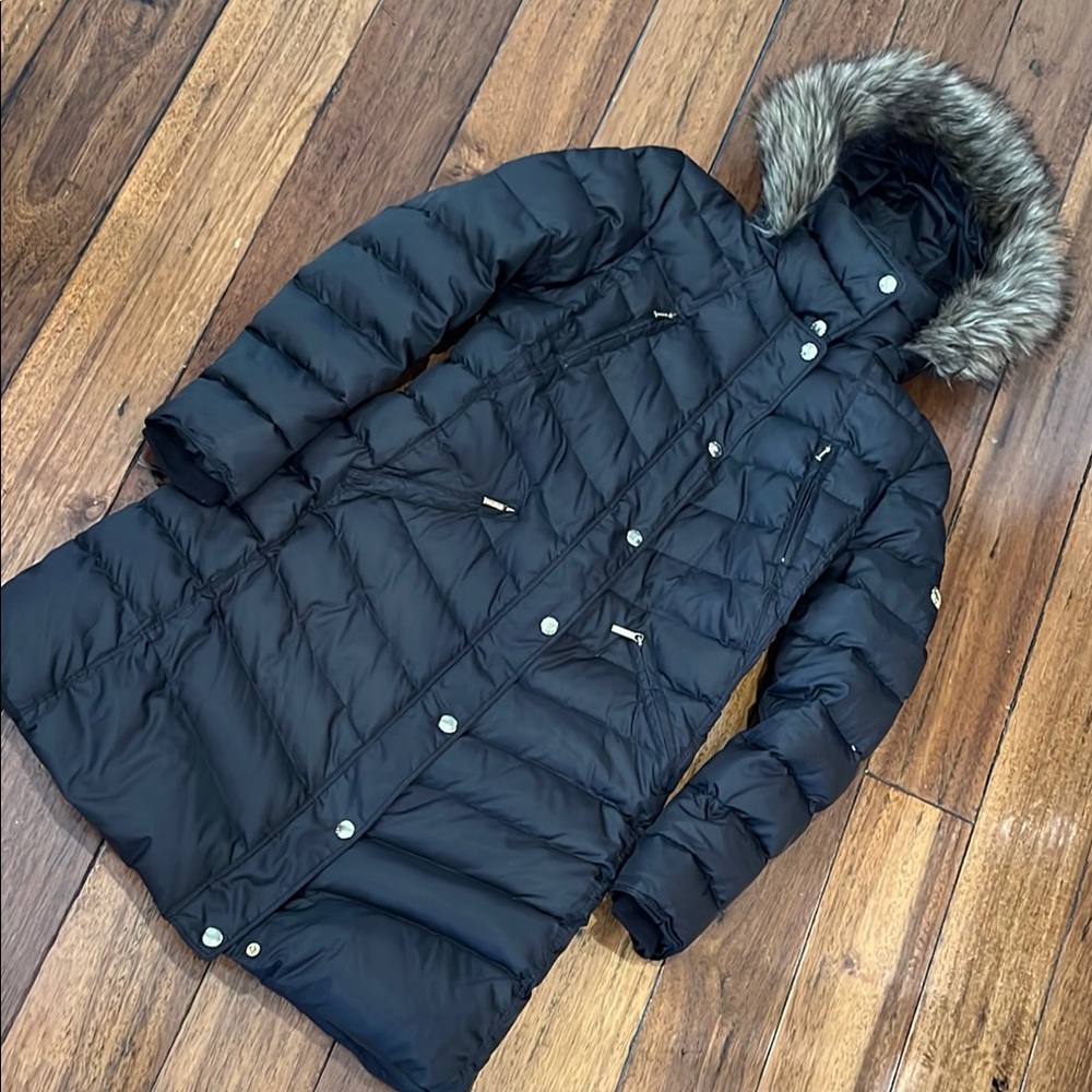 MICHAEL Michael Kors Black Puffer Jacket Faux Fur Hood